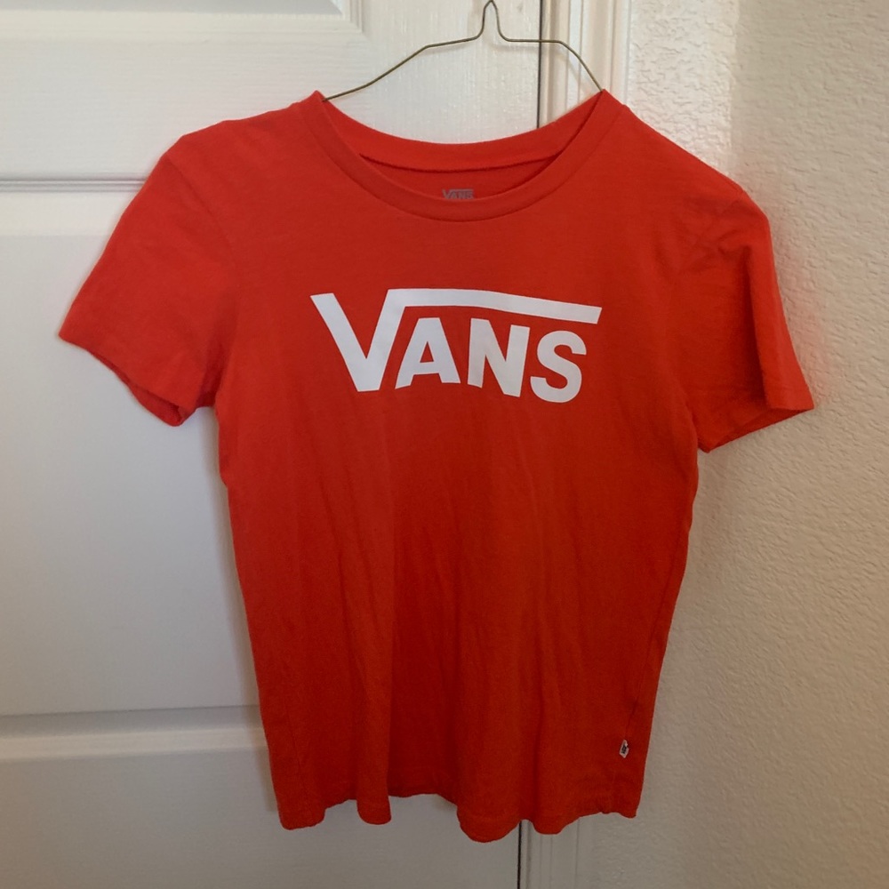 orange vans tee shirt!